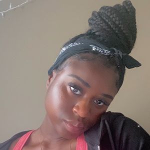 Meet your Posher, Kierra